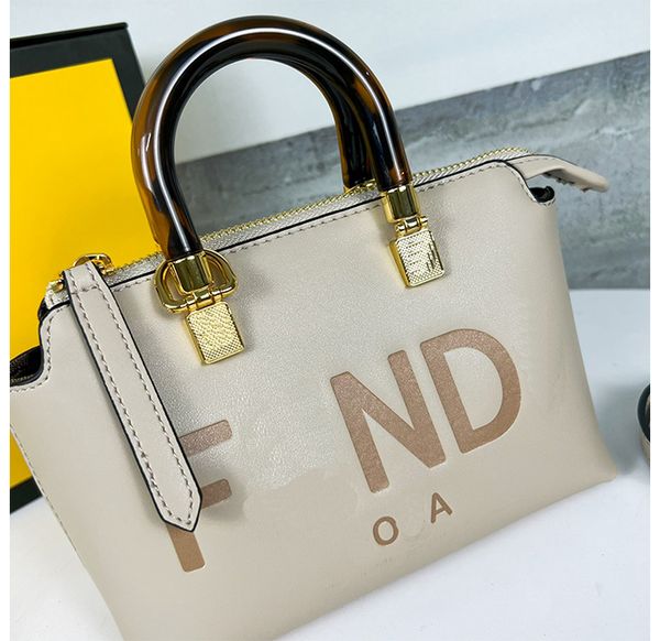 totes pure and simple silhouette by the way combined with tortoiseshell handle tote bag sporty casual mini messenger cross body fashion clut
totes pure and simple silhouette by the way combined with tortoiseshell handle tote bag sporty casual mini messenger cross body fashion clut