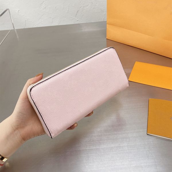 latest arrivals women designers wallets 2021long wallet clutch card holders printed flowers pockets change bag luxurys purses, Red;black
latest arrivals women designers wallets 2021long wallet clutch card holders printed flowers pockets change bag luxurys purses, Red;black
