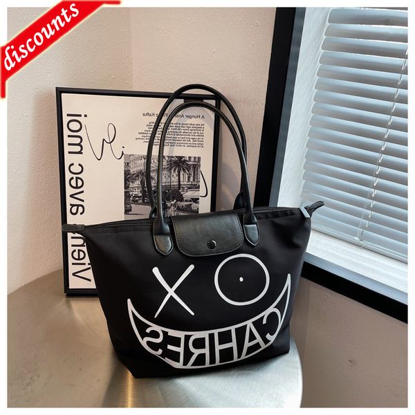 designer bags 2022 new expression co branded nylon dumpling women's large shoulder handbag evening clutches luxury handbags designers
designer bags 2022 new expression co branded nylon dumpling women's large shoulder handbag evening clutches luxury handbags designers