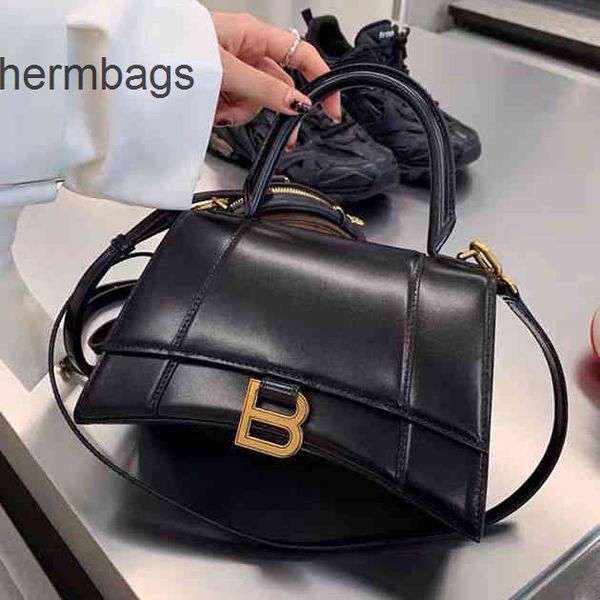 bag summer shoulder bags balencaigass italy brand women 2022 messenger handbags designer portable crocodile b leather hourglass advanced
bag summer shoulder bags balencaigass italy brand women 2022 messenger handbags designer portable crocodile b leather hourglass advanced