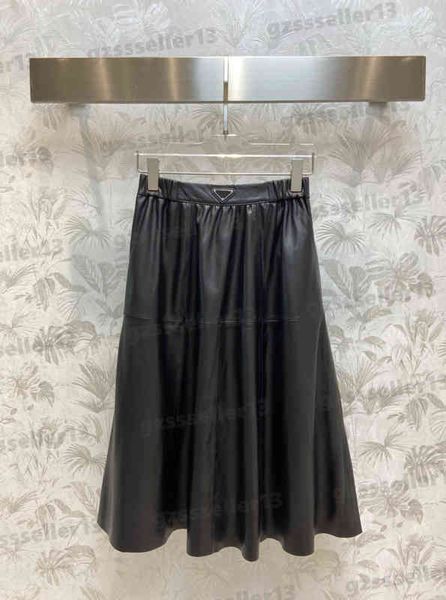 skirt dress for women fashion brand classic triangle leather skirts dresses autumn and winter dress luxury designer womens clothing 0912, Black;gray
skirt dress for women fashion brand classic triangle leather skirts dresses autumn and winter dress luxury designer womens clothing 0912, Black;gray