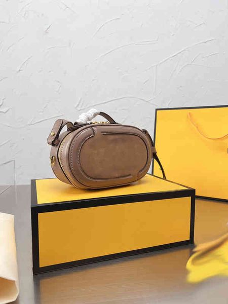 evening bag oval camera packs women fashion handbag shoulder leather luxury brand designer bags crossbody female purses 220307
evening bag oval camera packs women fashion handbag shoulder leather luxury brand designer bags crossbody female purses 220307