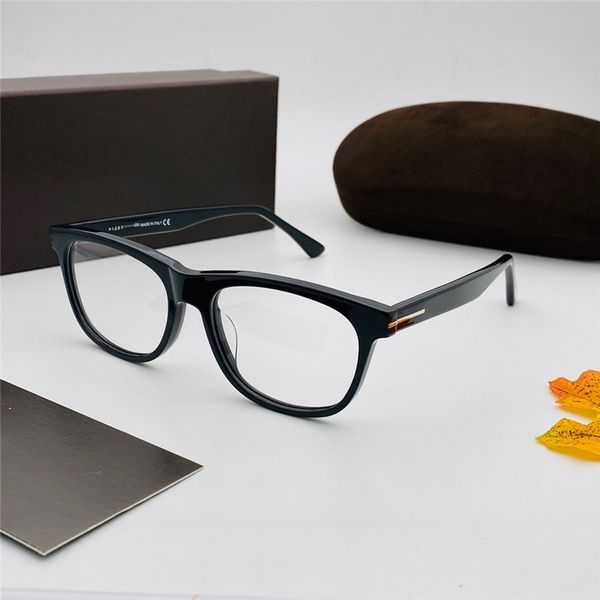 optical eyeglasses for men women retro 5431 style anti-blue glasses light lens with box, White;black
optical eyeglasses for men women retro 5431 style anti-blue glasses light lens with box, White;black