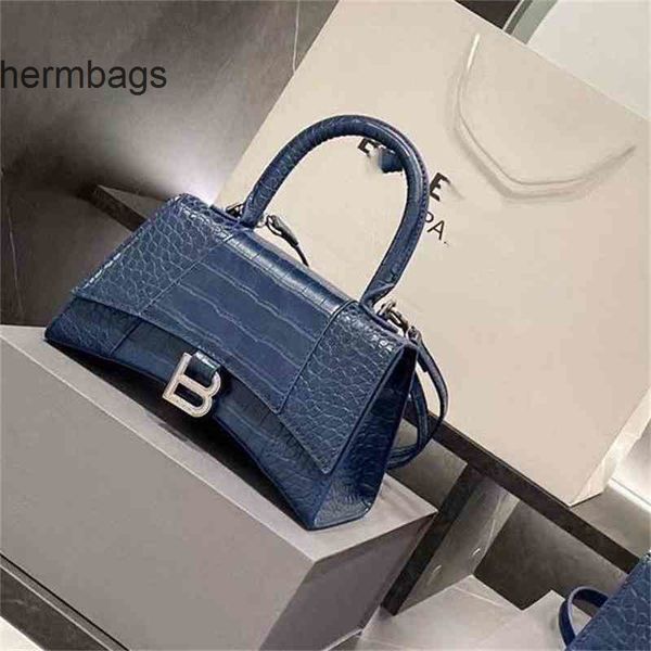 bags balencaigass bag 22 shoulder italy brand messenger summer designer hourglass one leather crocodile small fashion versatile spring
bags balencaigass bag 22 shoulder italy brand messenger summer designer hourglass one leather crocodile small fashion versatile spring