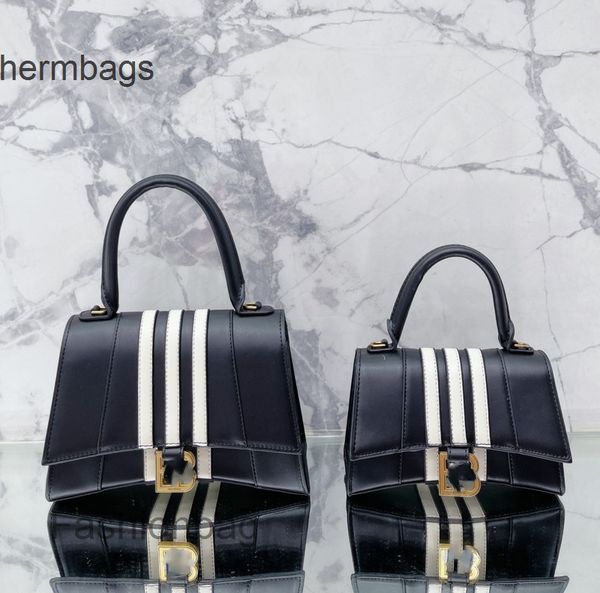 bag brand shoulder italy balencaigass crossbody bags xs hourglass handbag luxurys handbags latest runway designer women
bag brand shoulder italy balencaigass crossbody bags xs hourglass handbag luxurys handbags latest runway designer women