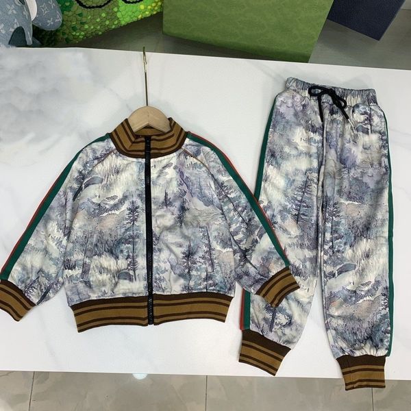 set baby clothe children sets suits girls boys clothing 2 pieces retro sweatshirts pants sports kids with letters 110-160cm, White
set baby clothe children sets suits girls boys clothing 2 pieces retro sweatshirts pants sports kids with letters 110-160cm, White
