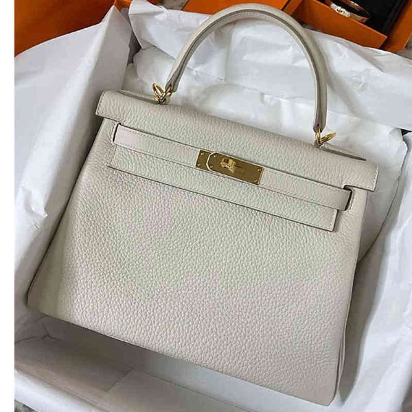 designer handbag herme leather bags kelys2022 fashionable lychee pattern head layer cowhide messenger sewn inside bridal bag one shoulder y0
designer handbag herme leather bags kelys2022 fashionable lychee pattern head layer cowhide messenger sewn inside bridal bag one shoulder y0