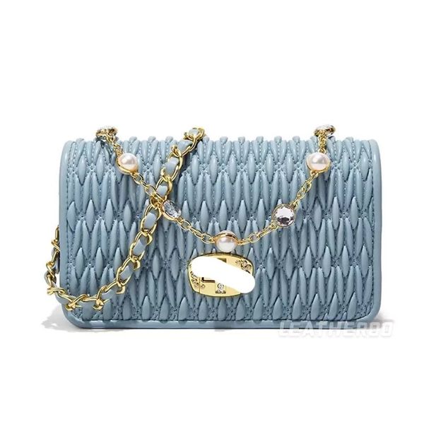 2022 new leather woman bag pearl chain cross-body bag 2022 new high sense of ins versatile western style small fragrance single shoulder
2022 new leather woman bag pearl chain cross-body bag 2022 new high sense of ins versatile western style small fragrance single shoulder