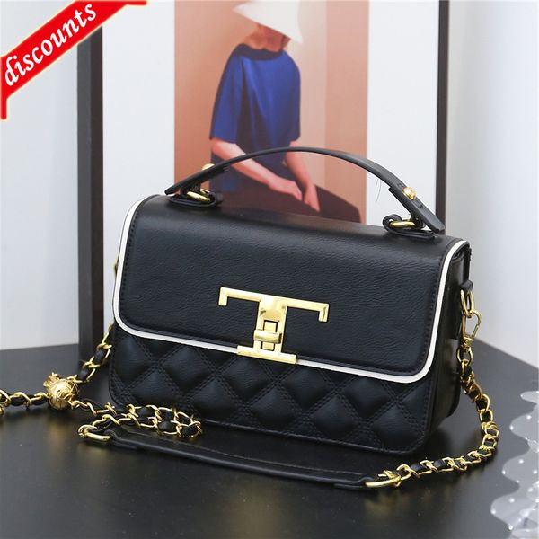 designer bags autumn light luxury fashion foreign style crossbody temperament lingge embroidered wire small square large
designer bags autumn light luxury fashion foreign style crossbody temperament lingge embroidered wire small square large