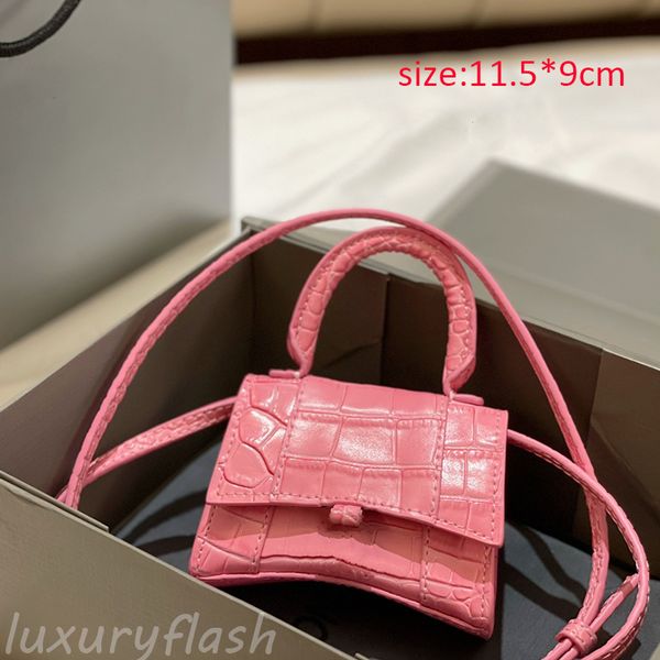 latest designer bag super mini original leather women fashion crossbody bags luxurys lipstick purse handbags clutch xxs
latest designer bag super mini original leather women fashion crossbody bags luxurys lipstick purse handbags clutch xxs