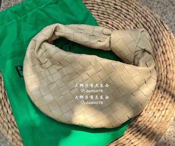 venetas handbag designer bottegas mini jodie woven bag knotted bag mini handbag shoulder crossbody bag
venetas handbag designer bottegas mini jodie woven bag knotted bag mini handbag shoulder crossbody bag