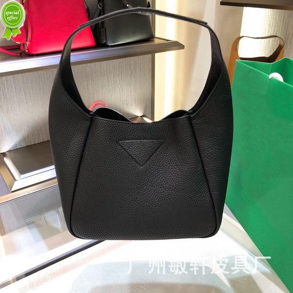 designer clutch bag purses ladies handbags evening clutches new original leather basket bucket 1bc127 underarm shoulder portable women'
designer clutch bag purses ladies handbags evening clutches new original leather basket bucket 1bc127 underarm shoulder portable women'