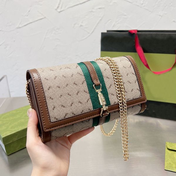 chains crossbody bag flap messengers bags women handbag wallet letters push lock plain red green ribbon fashion lady shoulder wallets ancien
chains crossbody bag flap messengers bags women handbag wallet letters push lock plain red green ribbon fashion lady shoulder wallets ancien
