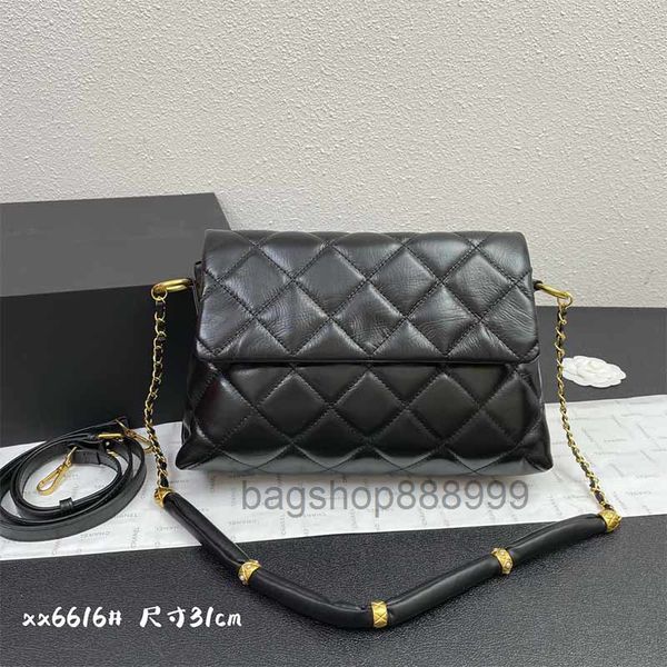 cowhide tote bags women's underarm bag classic luxury designer bags retro grid pattern metal chain messenger handbag black and white wa
cowhide tote bags women's underarm bag classic luxury designer bags retro grid pattern metal chain messenger handbag black and white wa
