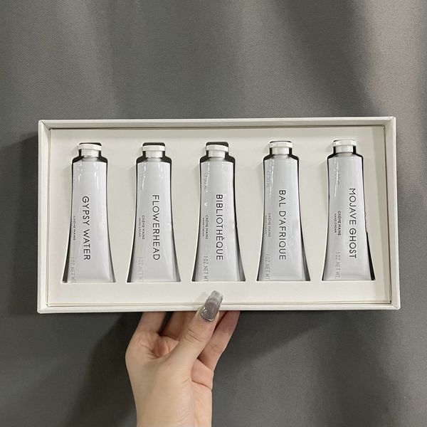 epack duo creme mains hand cream style parfum for men fragrance 30ml long lasting time good quality ship
epack duo creme mains hand cream style parfum for men fragrance 30ml long lasting time good quality ship