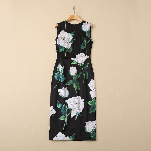 casual dresses new european and american women's wear for summer 2022 rose print with sleeveless round neck fashionable silk dress, Black;gray
casual dresses new european and american women's wear for summer 2022 rose print with sleeveless round neck fashionable silk dress, Black;gray