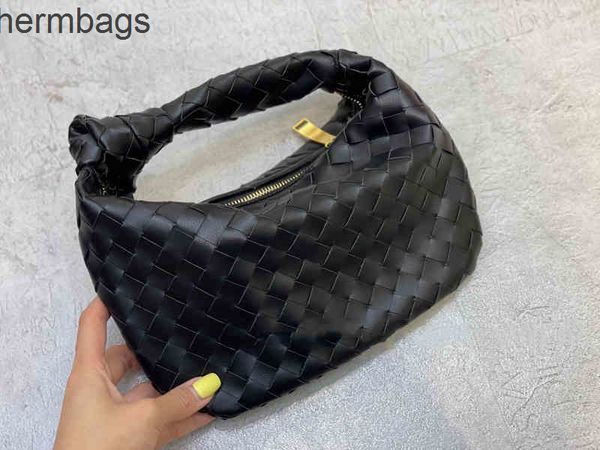 bottegass bags bag designer venetas women's leather handbag woven knot cloud small hand jodies horn jodie bjpw zhouzhoubao123 1cuo
bottegass bags bag designer venetas women's leather handbag woven knot cloud small hand jodies horn jodie bjpw zhouzhoubao123 1cuo
