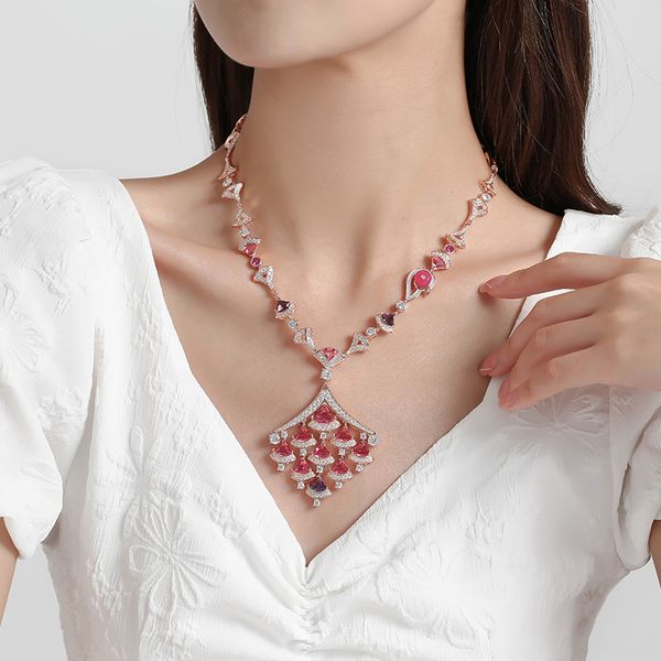 pendant necklaces scalloped colored jewelry necklace micro-set gold plated short ladies evening banquet, Silver
pendant necklaces scalloped colored jewelry necklace micro-set gold plated short ladies evening banquet, Silver