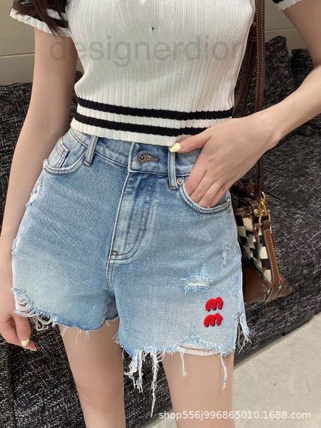 women's jeans designer nanyou stall 22 spring and summer fashion letter embroidery high waist wide legs brushed old jeans shorts, Blue
women's jeans designer nanyou stall 22 spring and summer fashion letter embroidery high waist wide legs brushed old jeans shorts, Blue