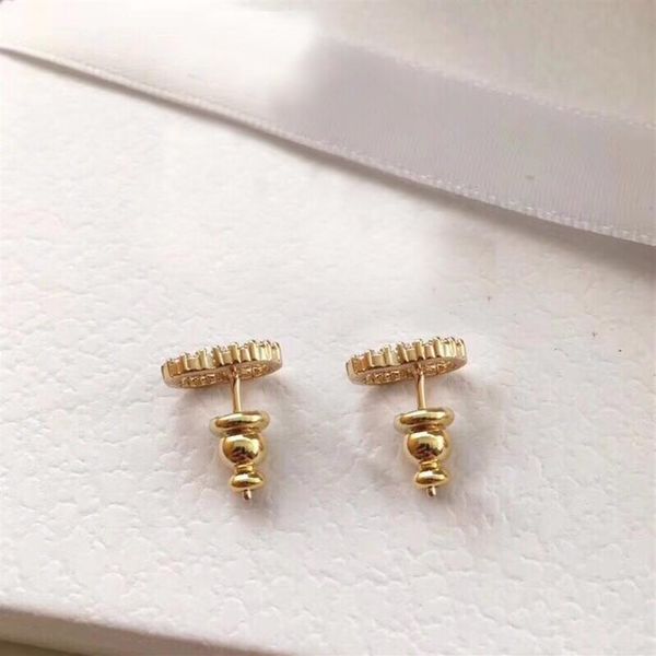 with box brand have stamps pearl designer earrings for lady women party wedding lovers gift engagement luxury jewelry for brid308s, Golden;silver
with box brand have stamps pearl designer earrings for lady women party wedding lovers gift engagement luxury jewelry for brid308s, Golden;silver