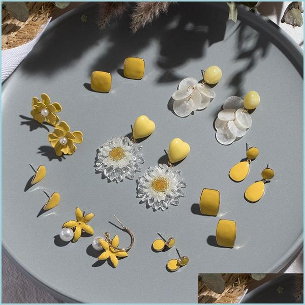 stud s925 sier needle new korean sweet candy colors girl stud earrings temperament personality flower pearl tassel drop delivery 2021 dhger, Golden;silver
stud s925 sier needle new korean sweet candy colors girl stud earrings temperament personality flower pearl tassel drop delivery 2021 dhger, Golden;silver
