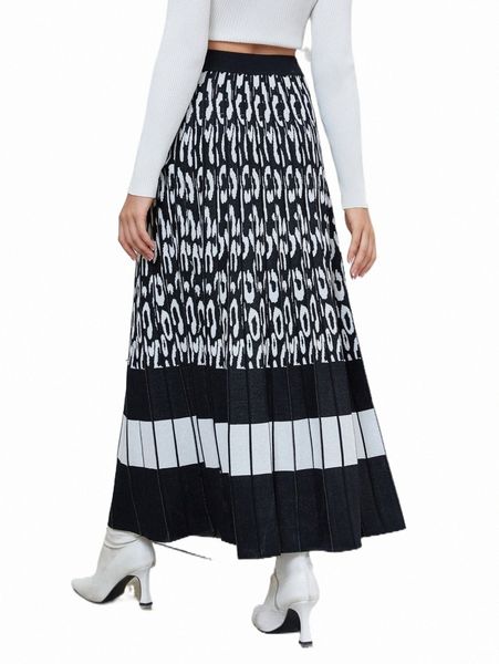 women's sweaters allover pattern plicated hem knit skirt q4vb#, White;black
women's sweaters allover pattern plicated hem knit skirt q4vb#, White;black