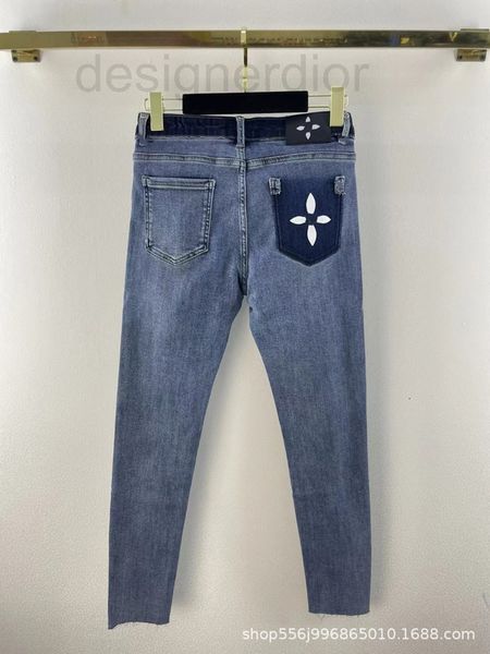 women's jeans designer zhongshan denim 2022smf autumn new product high waist elastic tight nine point small leg pencil pants, Blue
women's jeans designer zhongshan denim 2022smf autumn new product high waist elastic tight nine point small leg pencil pants, Blue