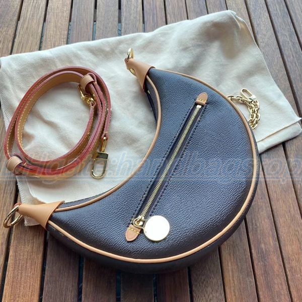 luxurys designers loop half moon shoulder bag leather wallet clutch m81098 latest handbag women's men two shoulder straps metal fitting
luxurys designers loop half moon shoulder bag leather wallet clutch m81098 latest handbag women's men two shoulder straps metal fitting
