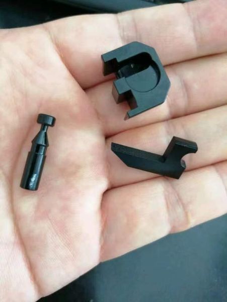 tactical aluminium alloy chip automatic selector switch for glock/17/19/20/21/22/23/25/30/32 no spring no pin fir for gen 1-3 /gen4-5 need f
tactical aluminium alloy chip automatic selector switch for glock/17/19/20/21/22/23/25/30/32 no spring no pin fir for gen 1-3 /gen4-5 need f