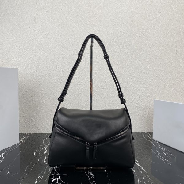 black simple style soft leather crossbaody bag ladies elegant and versatile shoulder bag women handbag, Black;red
black simple style soft leather crossbaody bag ladies elegant and versatile shoulder bag women handbag, Black;red