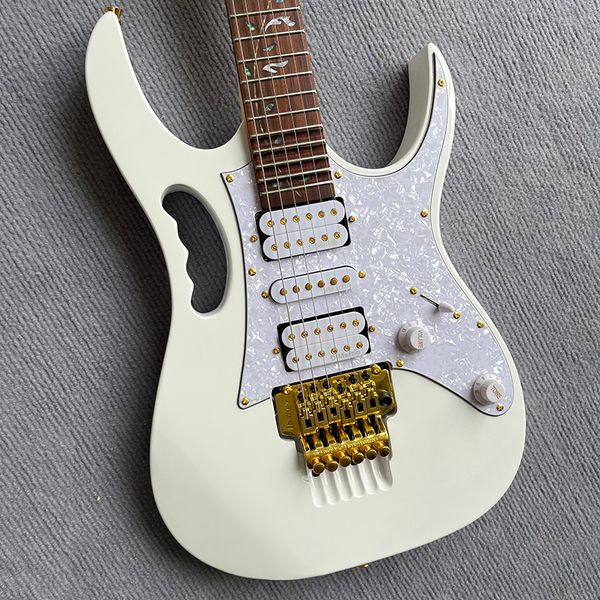 classic double swing electric guitar bright whitequality hardware accessories good sounddelivery to home.
classic double swing electric guitar bright whitequality hardware accessories good sounddelivery to home.