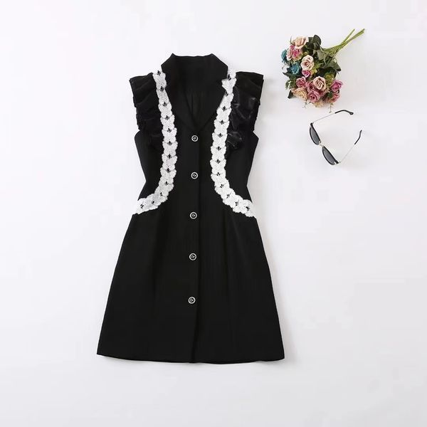 casual dresses new european and american women's wear for winter 2022 the sleeveless suit collar butterflies embroidered fashionable dr, Black;gray
casual dresses new european and american women's wear for winter 2022 the sleeveless suit collar butterflies embroidered fashionable dr, Black;gray