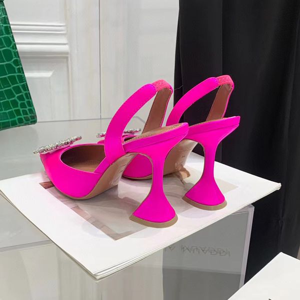 wedding shoes sandals heeled dress shoe luxury designer heels satin high amina muaddi bow crystal-embellished buckle pointed toe sunflower p, Black
wedding shoes sandals heeled dress shoe luxury designer heels satin high amina muaddi bow crystal-embellished buckle pointed toe sunflower p, Black