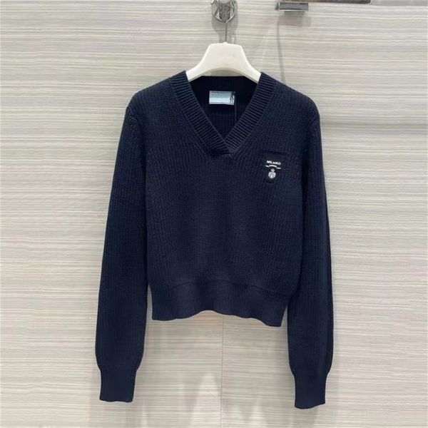 2022 sweaters women designer womens sweater jumper print v-neck pullover knit knitted autumn winter keep warm jumpers mens design sweater, White;black
2022 sweaters women designer womens sweater jumper print v-neck pullover knit knitted autumn winter keep warm jumpers mens design sweater, White;black