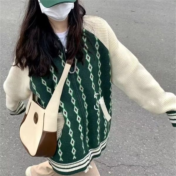 women s knits tees retro matching color rhomb sweater cardigan women fall winter design sense small couples with thick coat trend 220902, White
women s knits tees retro matching color rhomb sweater cardigan women fall winter design sense small couples with thick coat trend 220902, White
