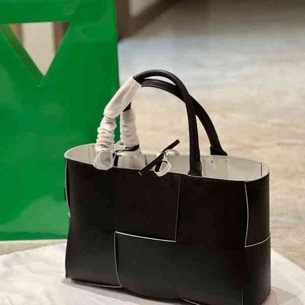 totes tote bags women weave shopping handbag shoulder leather designer brand female high capacity packs internal zip pouch 2201314
totes tote bags women weave shopping handbag shoulder leather designer brand female high capacity packs internal zip pouch 2201314