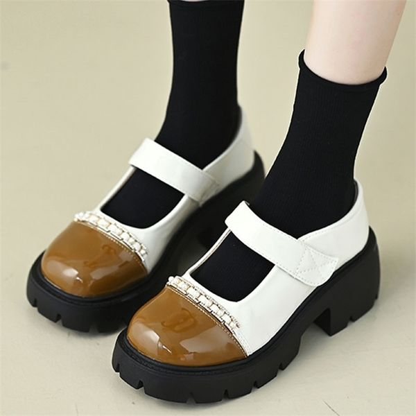 dress shoes autumn pearl lolita mary janes women flats shoes trend crystal fashion thick platform oxford shoes casual women sandals 220908, Black
dress shoes autumn pearl lolita mary janes women flats shoes trend crystal fashion thick platform oxford shoes casual women sandals 220908, Black