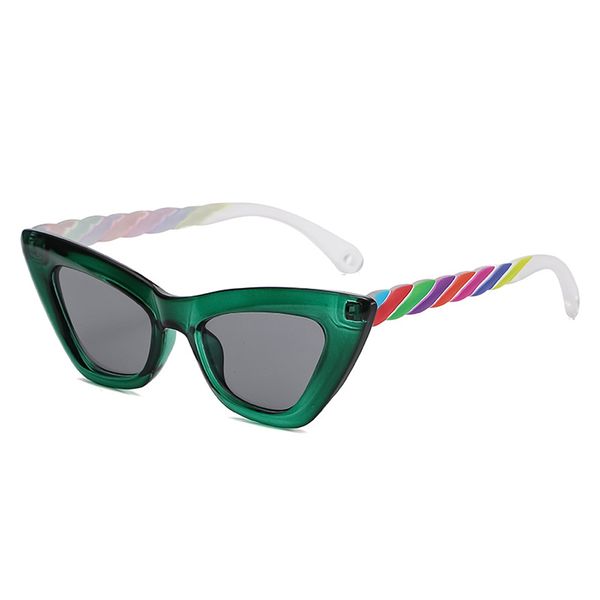 european and american style small frame sunglasses new trends fried dough twist temple cat's eye sunglasses wholesale glasses df s722, White;black
european and american style small frame sunglasses new trends fried dough twist temple cat's eye sunglasses wholesale glasses df s722, White;black