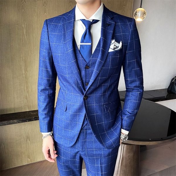 men's suits blazers boutique suit vest trousers men's fashion business gentleman comfortable plaid slim casual dress three-piece s, White;black
men's suits blazers boutique suit vest trousers men's fashion business gentleman comfortable plaid slim casual dress three-piece s, White;black
