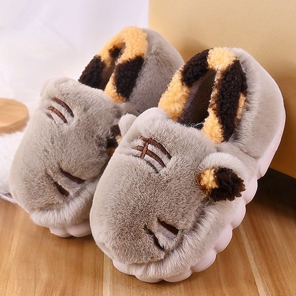 slippers winter women fur slides warm cotton shoes cute cartoon tiger indoor ladies babi furry flat flip flops girls zapatos 220908, Black
slippers winter women fur slides warm cotton shoes cute cartoon tiger indoor ladies babi furry flat flip flops girls zapatos 220908, Black