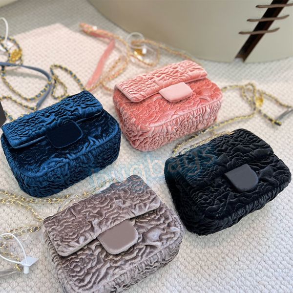 fashion designer women shoulder bags autumn and winter casual handbag modern classic velour cross body delicate chain bag luxury wallets 4 c
fashion designer women shoulder bags autumn and winter casual handbag modern classic velour cross body delicate chain bag luxury wallets 4 c