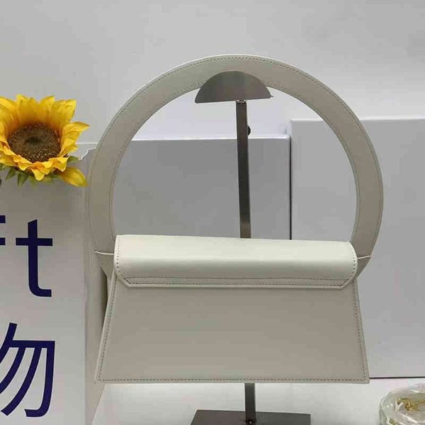 shoulder bags brand j new large circle women's fashion rond underarm head layer calfskin single shoulder diagonal straddle bag
shoulder bags brand j new large circle women's fashion rond underarm head layer calfskin single shoulder diagonal straddle bag