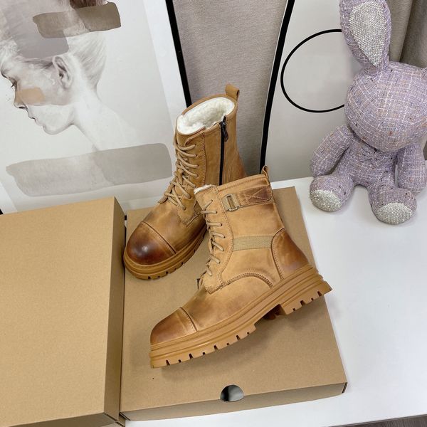 2022 new winter short boots are casual and fashionable versatile non slip warm simple and retro euro 35-40 us 4-9, Black
2022 new winter short boots are casual and fashionable versatile non slip warm simple and retro euro 35-40 us 4-9, Black