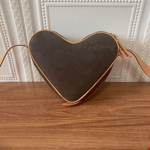 women crossbody shoulder bags fashion heart shape bag genuine leather handbag poker print zipper purse cross body pouch lady clutch high
women crossbody shoulder bags fashion heart shape bag genuine leather handbag poker print zipper purse cross body pouch lady clutch high