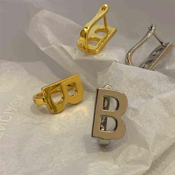 new fashion metal geometric hip hop gold silver color letter b ear buckle simple stud earrings for women party jewelry365g, Golden;silver
new fashion metal geometric hip hop gold silver color letter b ear buckle simple stud earrings for women party jewelry365g, Golden;silver