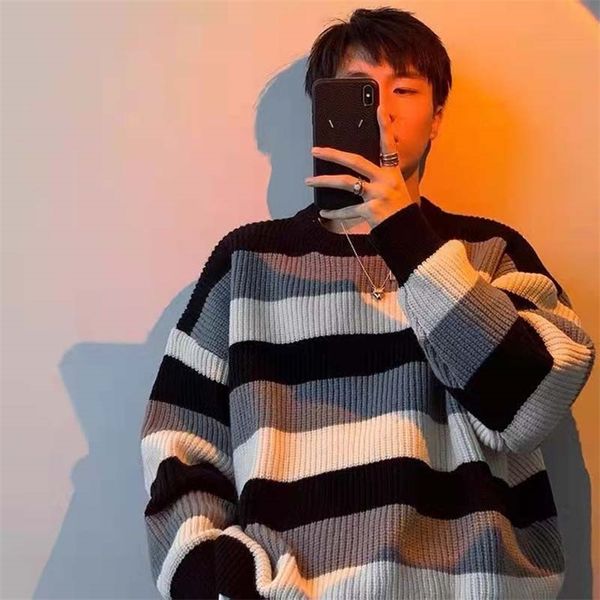 men s sweaters striped colorful autumn and winter ins trend loose bottoming shirt retro round leading wind 220908, White;black
men s sweaters striped colorful autumn and winter ins trend loose bottoming shirt retro round leading wind 220908, White;black