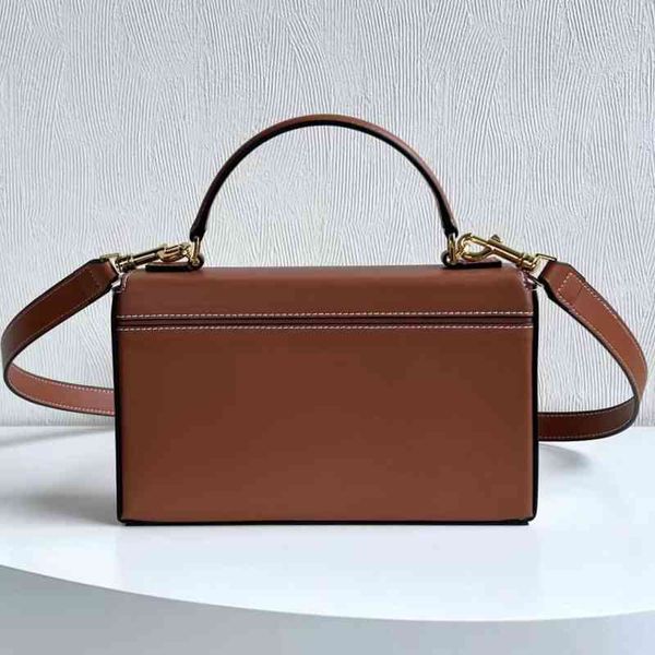 shoulder bags brand ce four seasons triumphal arch portable box small square female flip buckle single shoulder net red versatile bag
shoulder bags brand ce four seasons triumphal arch portable box small square female flip buckle single shoulder net red versatile bag