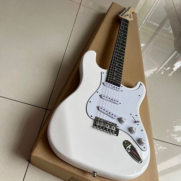 classic single shake electric guitar rosewood fingerboard bright white surface good timbredelivery to home.
classic single shake electric guitar rosewood fingerboard bright white surface good timbredelivery to home.