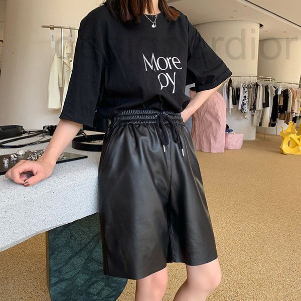 women's jumpsuits & rompers designer new leather pants for autumn and winter 2021 women's five point with elastic waist high pocke, Black;white
women's jumpsuits & rompers designer new leather pants for autumn and winter 2021 women's five point with elastic waist high pocke, Black;white