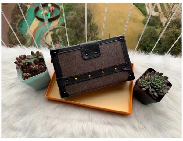 genuine leather designer bags women's shoulder bag box double solid hasp waist square stripes messenger bags multi funcito handbags
genuine leather designer bags women's shoulder bag box double solid hasp waist square stripes messenger bags multi funcito handbags